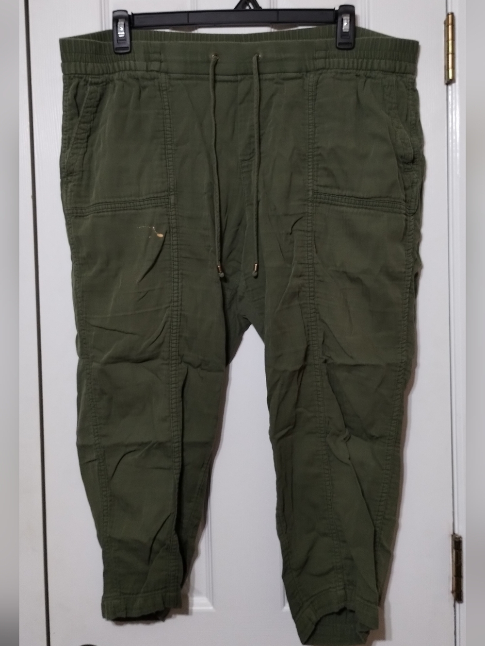 Old Navy Women's Size XL 100% Cotton Green Capri Pants
